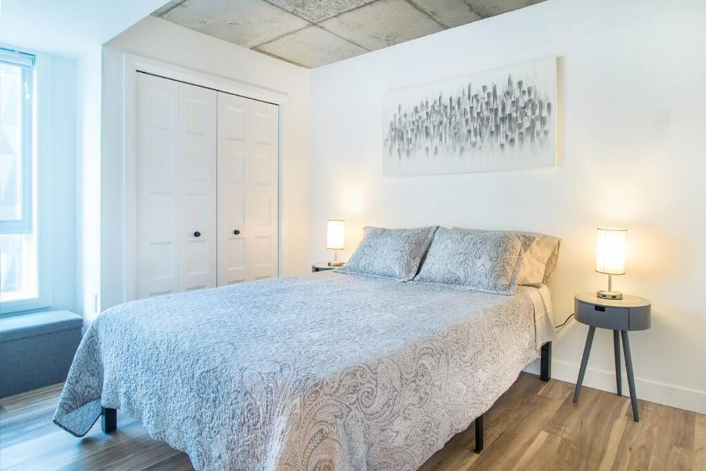 Condo Chic, Centre-Ville Piscine, Terrasse, Gym Québec Exteriör bild